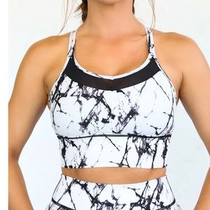 Cheri fit marble and black sports bra
